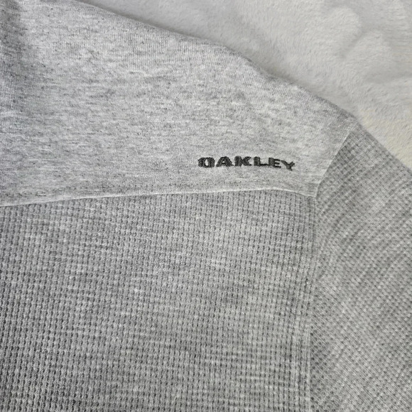 NWT Oakley Mountain Drive Thermal Sz XXL Gray Pullover Crew Neck Long Sleeve - Picture 7 of 11